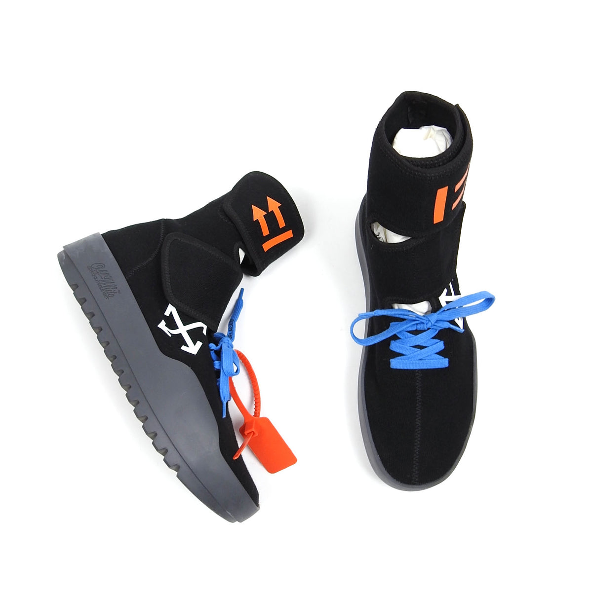 ○OFF-WHITE MOTO WRAP SNEAKER OMIAスニーカー 【公式通販】