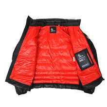 Load image into Gallery viewer, Moncler Grenoble Canmore Giobutto Size 5
