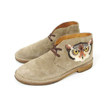 Load image into Gallery viewer, Gucci Patch Desert Boots Size 7.5
