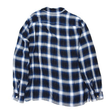 Load image into Gallery viewer, Blue Blue Japan Camp Collar Flannel Size 4
