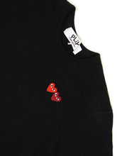Load image into Gallery viewer, Comme Des Garçons PLAY T-Shirt Size Large
