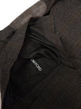 Load image into Gallery viewer, Tom Ford Jacket Size 56
