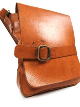 Load image into Gallery viewer, Campomaggi Leather Sidebag
