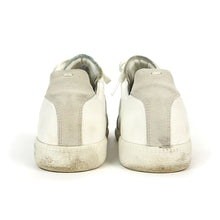 Load image into Gallery viewer, Maison Margiela GATs Size 42
