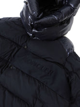 Load image into Gallery viewer, Moncler Autaret Giubbotto Size 2
