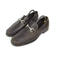 Load image into Gallery viewer, Salvatore Ferragamo Loafers Size 9
