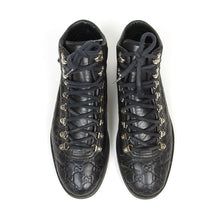 Load image into Gallery viewer, Gucci Embossed GG Sneakers Size 10.5
