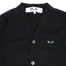 Load image into Gallery viewer, Comme Des Garçons Play Cardigan Size Large
