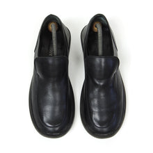 Load image into Gallery viewer, Giorgio Armani Leather Slip On Shoes Size
