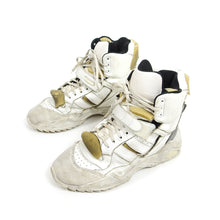 Load image into Gallery viewer, Maison Margiela Retro Fit High Top Sneakers Size 43
