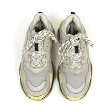 Load image into Gallery viewer, Balenciaga Triple S Sneakers Size 42
