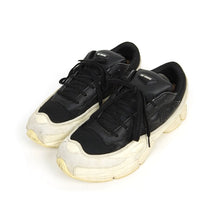 Load image into Gallery viewer, Raf Simons x Adidas Ozweegos Size 11
