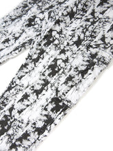 Load image into Gallery viewer, Pleasures Snow Camo Cargos Size 30
