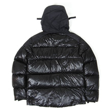Load image into Gallery viewer, CP Company Down Coat Size 48
