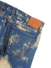 Load image into Gallery viewer, Gucci Marble Washed Jeans Size 30
