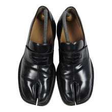 Load image into Gallery viewer, Maison Margiela Tabi Loafers Size 43
