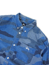 Load image into Gallery viewer, Stussy Camo Shirt Size Medium
