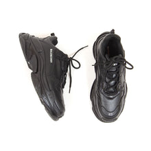 Load image into Gallery viewer, Balenciaga Leather Triple S Size 43
