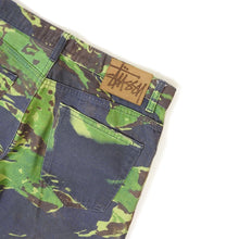 Load image into Gallery viewer, Stussy Bigol Camo Jeans Size 30
