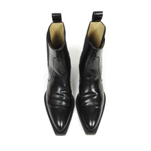 Load image into Gallery viewer, Bottega Veneta Chisel Chelsea Boot Size 41
