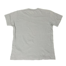 Load image into Gallery viewer, Comme Des Garçons PLAY T-Shirt Size Large
