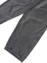 Load image into Gallery viewer, Ajobyjo Jeans Size XL
