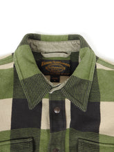 Load image into Gallery viewer, Filson Check Jacket Size Small
