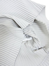 Load image into Gallery viewer, Issey Miyake Homme Plisse Polo Size 2
