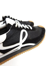 Load image into Gallery viewer, Loewe Flow Runner Sneakers Size 42
