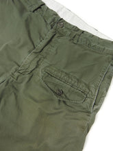 Load image into Gallery viewer, Engineered Garments Shorts Size Small
