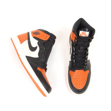 Load image into Gallery viewer, Nike Jordan 1 Shattered Backboard Size 12
