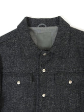 Load image into Gallery viewer, Golden Bear Harris Tweed Trucker Jacket Size Medium
