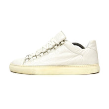 Load image into Gallery viewer, Balenciaga Arena Low Sneakers Size 44
