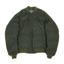 Load image into Gallery viewer, Nanamica Reversible Down Bomber Size Medium
