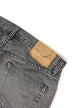 Load image into Gallery viewer, Orslow Jeans Size Small
