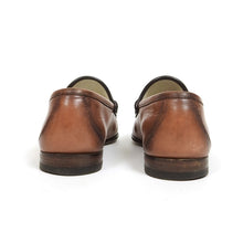 Load image into Gallery viewer, Gucci Horsebit Loafers Size 8
