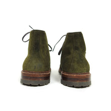 Load image into Gallery viewer, Alden Suede Boots Size 11
