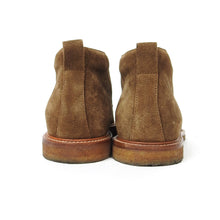 Load image into Gallery viewer, Tod’s Suede Desert Boots Size 9
