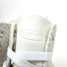 Load image into Gallery viewer, Missoni x Converse Chuck 70s Size 8.5
