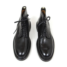 Load image into Gallery viewer, Officine Creative Leather Boots Fit US8
