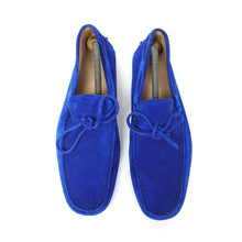 Load image into Gallery viewer, Tod’s Suede Drivers Size 10
