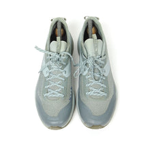 Load image into Gallery viewer, Arctery’x Norvan VT2 Sneakers Size 8.5
