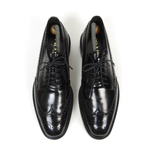 Load image into Gallery viewer, Prada Platform Wing Tips Size 8
