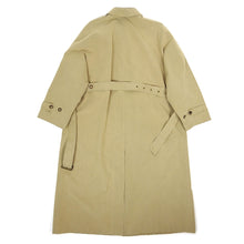 Load image into Gallery viewer, Giorgio Armani Coat Size 42
