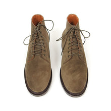 Load image into Gallery viewer, Viberg Suede Boots Fit US 8
