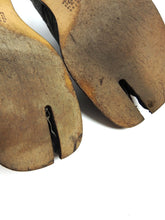 Load image into Gallery viewer, Maison Margiela Cracked Leather Tabi Derbies Size 45
