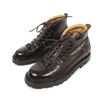 Load image into Gallery viewer, Officine Creative Hiking Boots Fit US8
