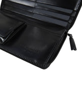 Load image into Gallery viewer, Comme Des Garçons Leather Wallet
