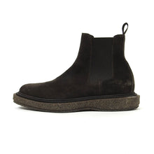 Load image into Gallery viewer, Officine Creative Suede Chelsea Boots Fit US8

