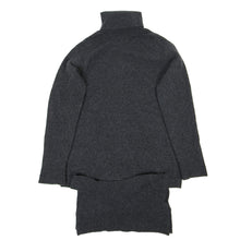 Load image into Gallery viewer, D.Gnak Turtleneck Sweater Size 48
